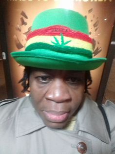 No photo description available.